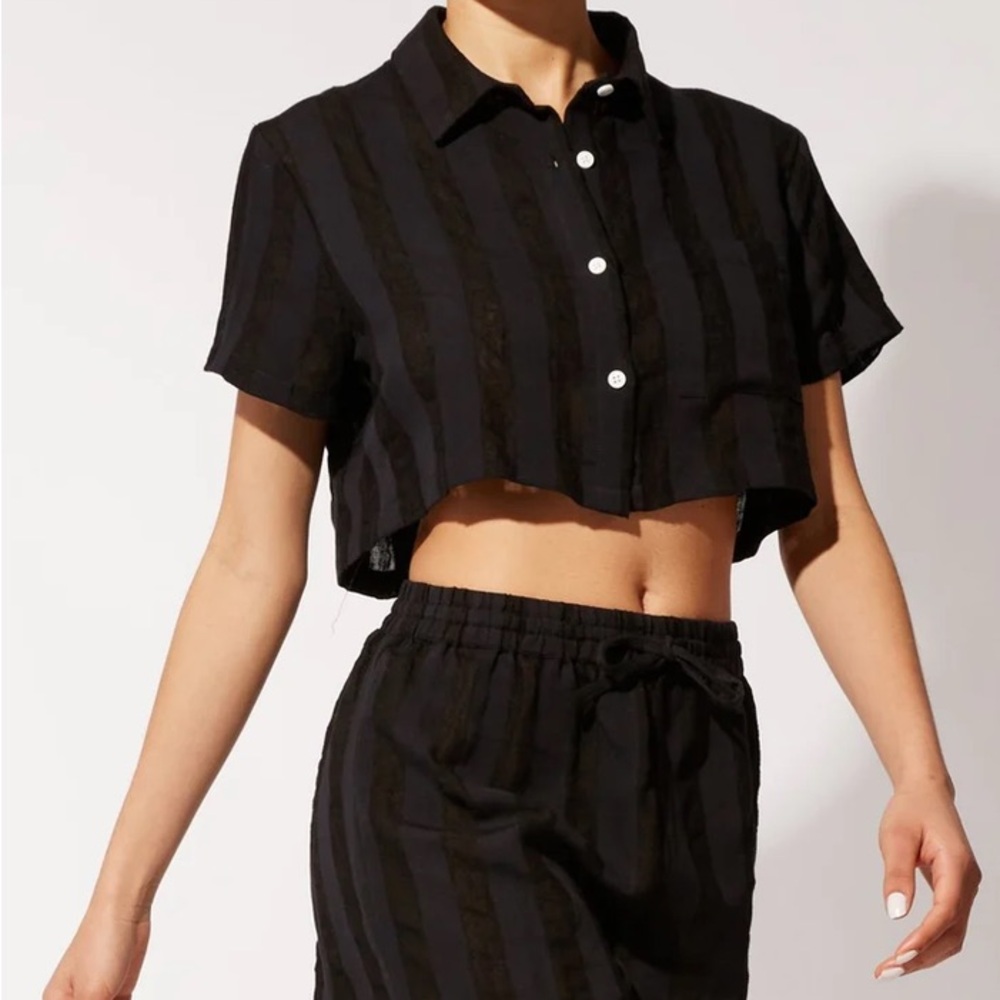 NWT SOLID & STRIPED cropped cabana shirt in blackout, size small